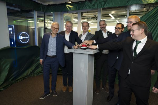 A group shot of the official opening of the Etch lab