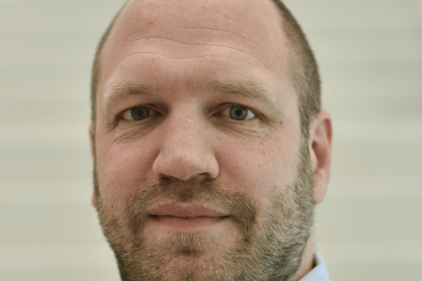 Portrait picture of Jeroen Büscher