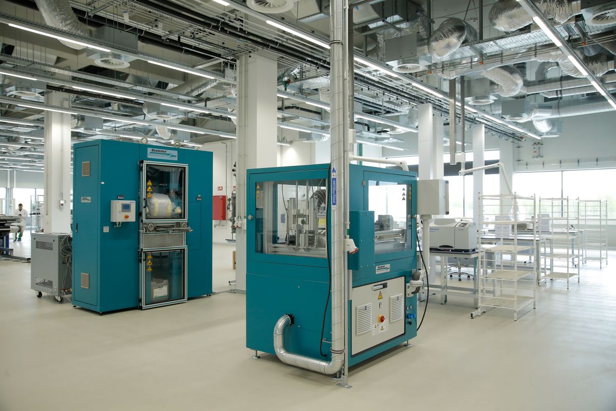 Overzichtsbeeld van het Batterijmaterialenlab.