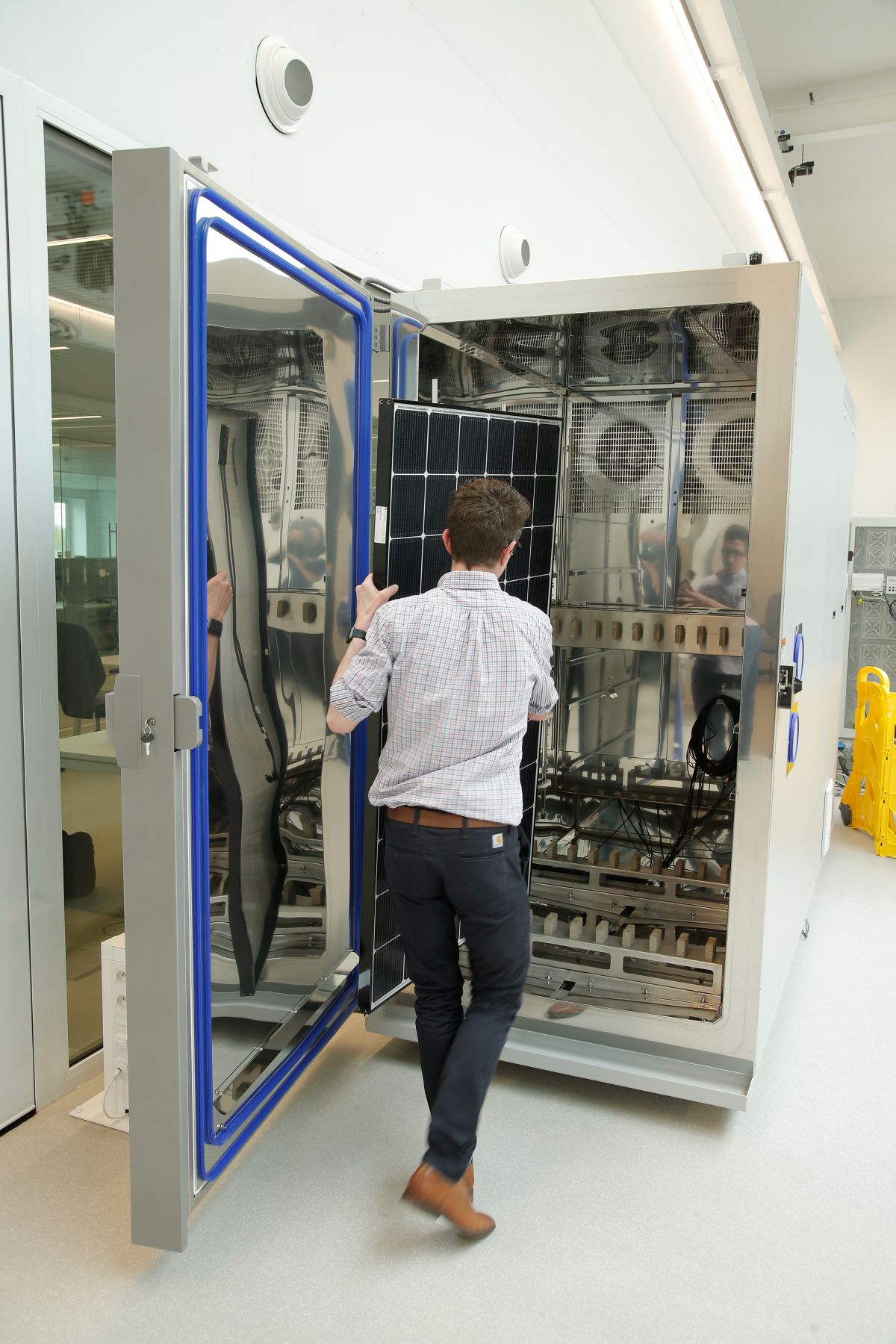 Fotovoltaïsch betrouwbaarheidslab.